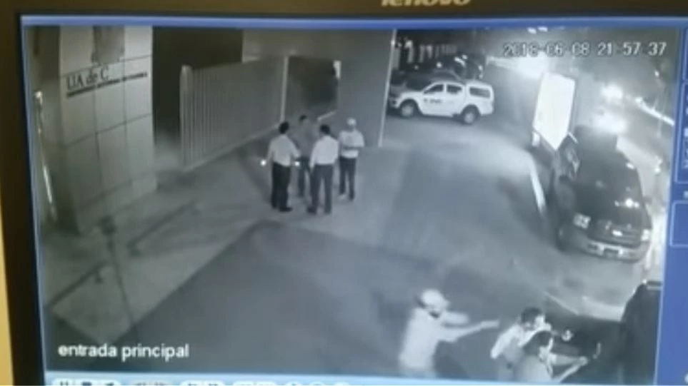 Βίντεο -σοκ! Μεξικανός πολιτικός δολοφονείται εν ψυχρώ ενώ ποζάρει για selfie